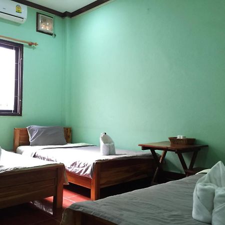 Mao Phasok Riverside Guesthouse Luang Prabang Buitenkant foto