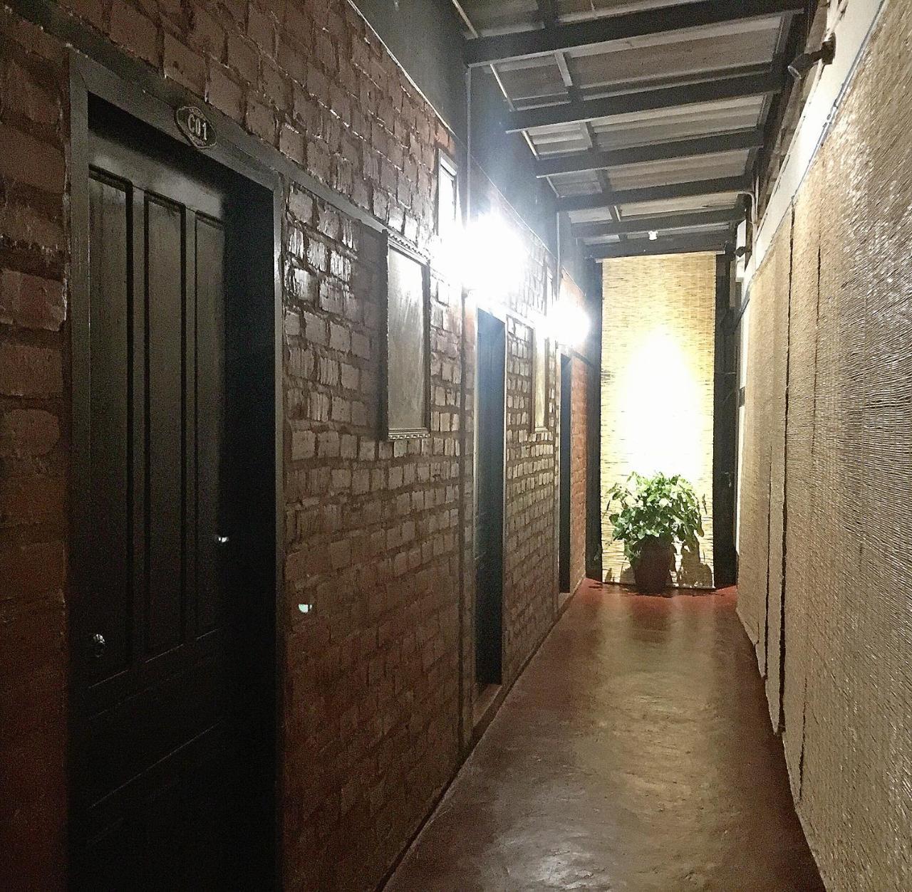 Mao Phasok Riverside Guesthouse Luang Prabang Buitenkant foto