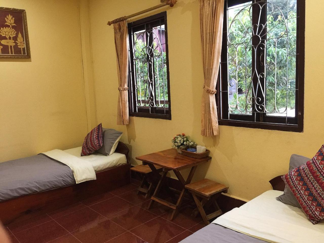 Mao Phasok Riverside Guesthouse Luang Prabang Buitenkant foto