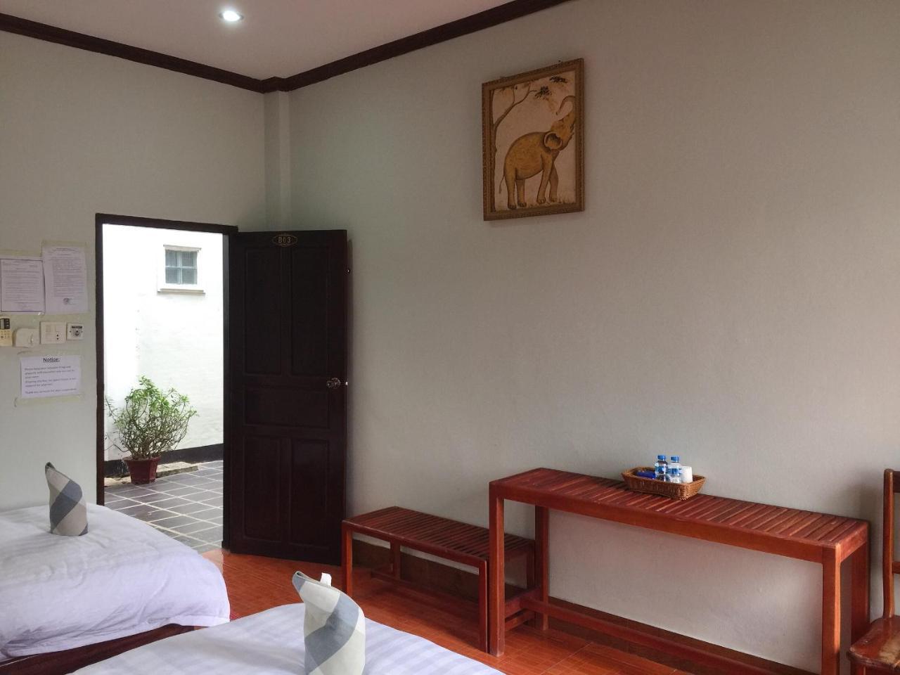 Mao Phasok Riverside Guesthouse Luang Prabang Buitenkant foto
