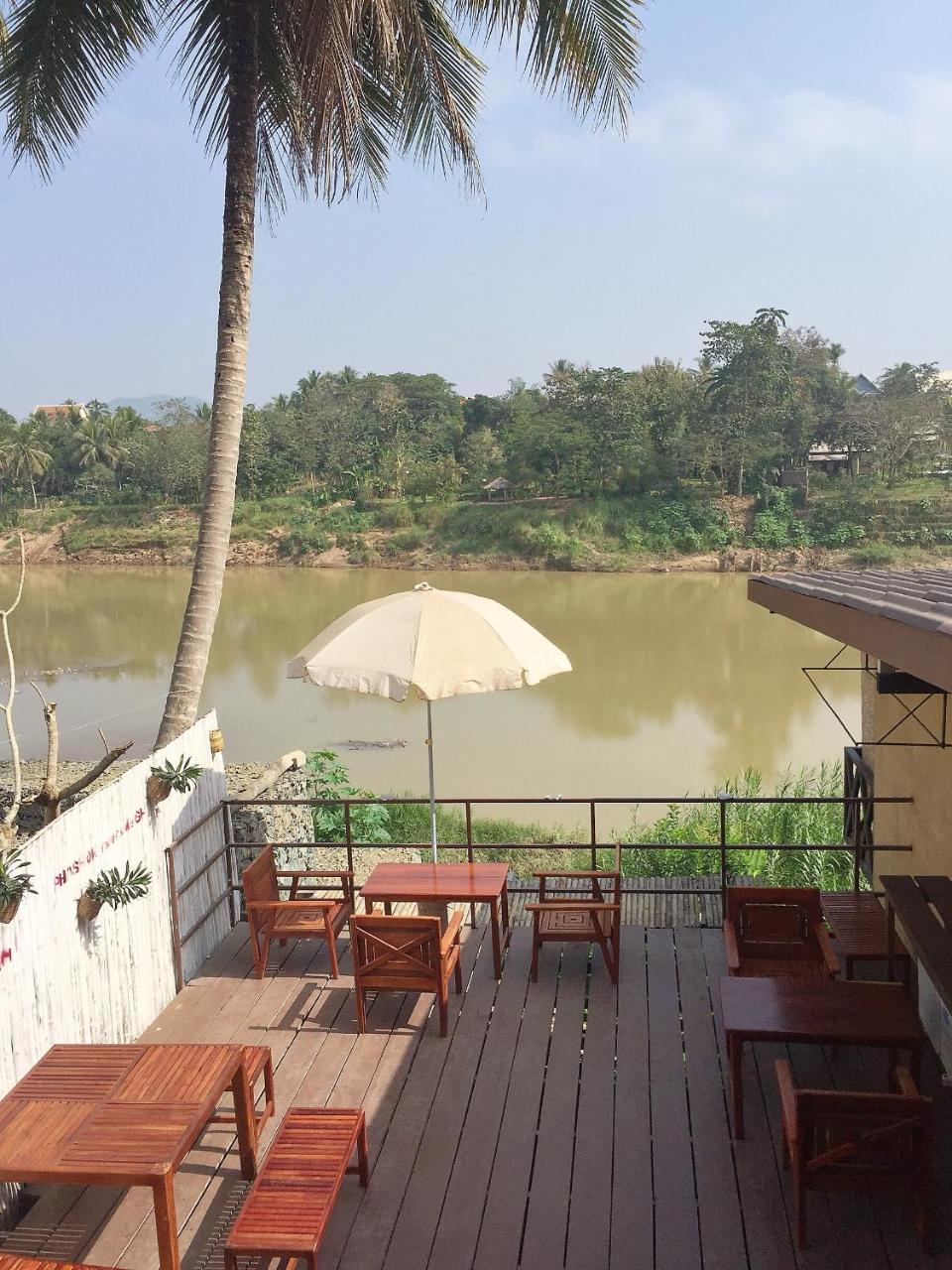 Mao Phasok Riverside Guesthouse Luang Prabang Buitenkant foto