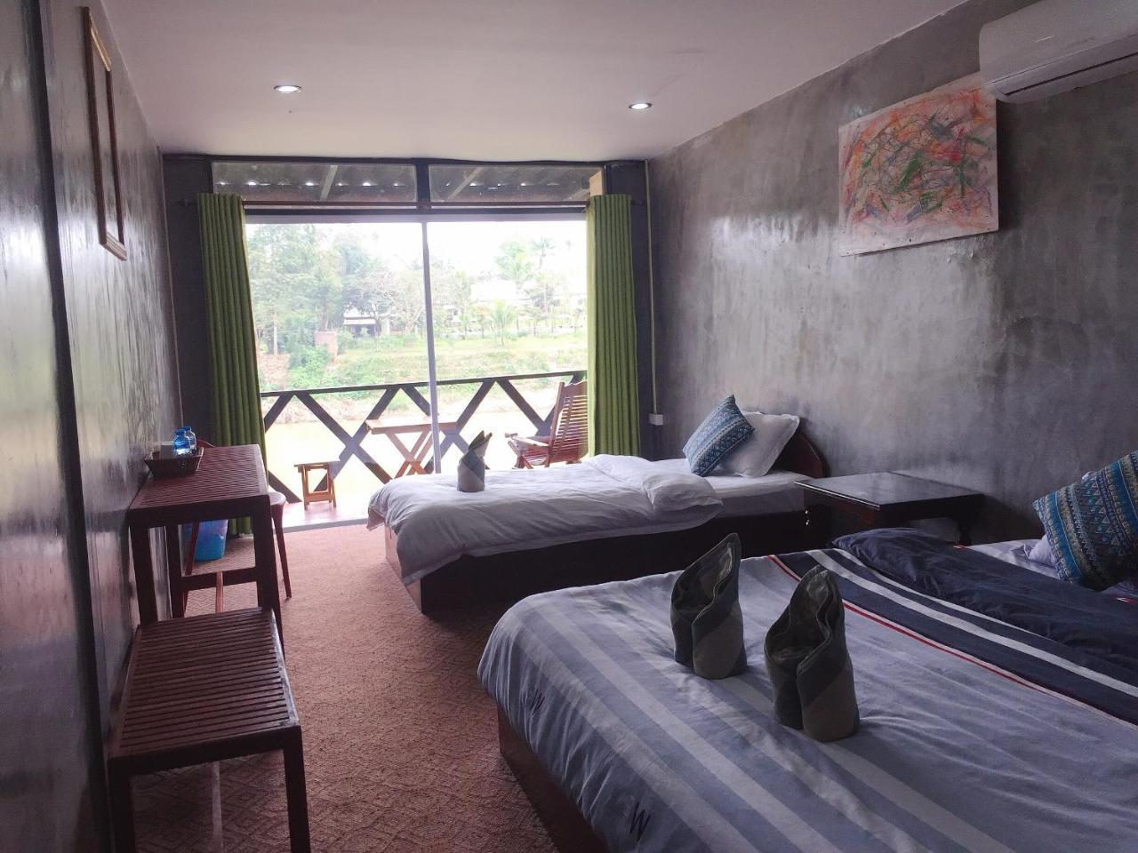 Mao Phasok Riverside Guesthouse Luang Prabang Buitenkant foto