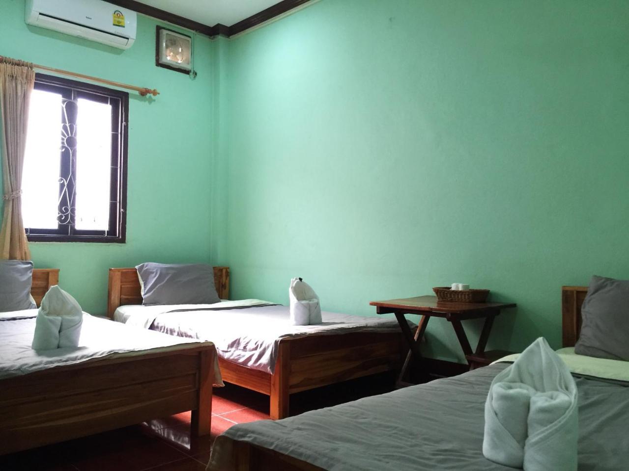 Mao Phasok Riverside Guesthouse Luang Prabang Buitenkant foto