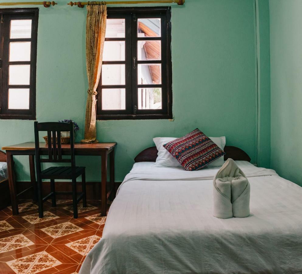 Mao Phasok Riverside Guesthouse Luang Prabang Buitenkant foto