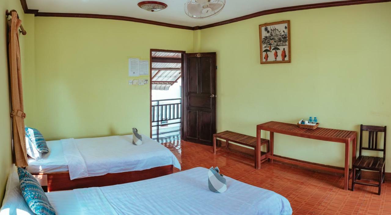 Mao Phasok Riverside Guesthouse Luang Prabang Buitenkant foto