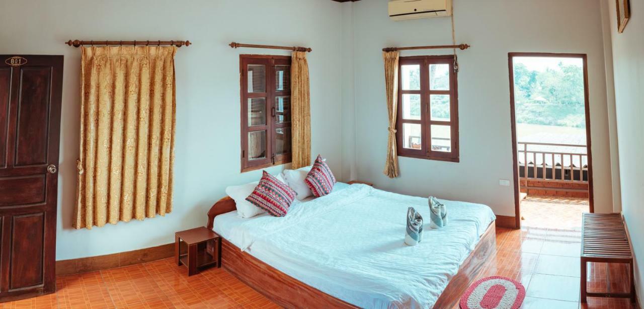 Mao Phasok Riverside Guesthouse Luang Prabang Buitenkant foto